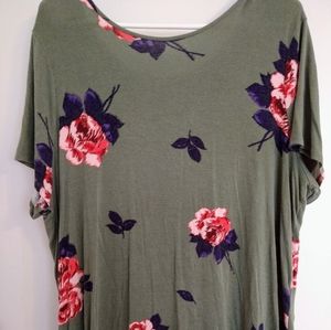 Maurice's Knot back shirt Size 1